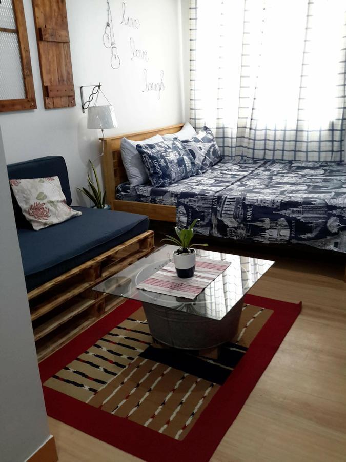 The Treehouse B @ Trees Residences Манила Екстериор снимка
