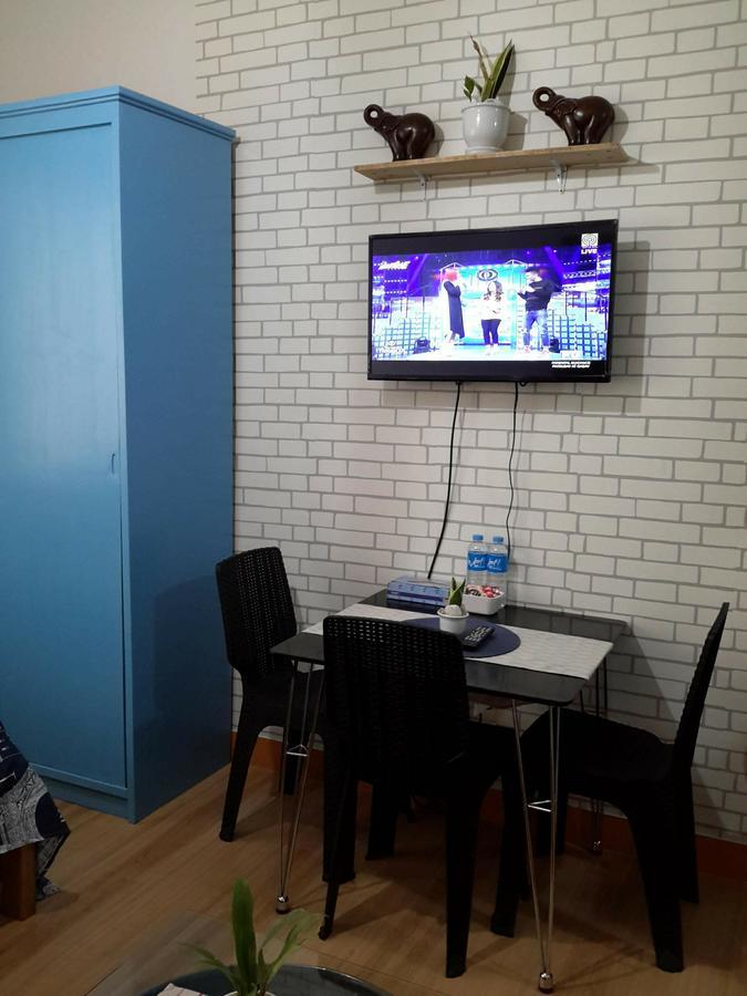 The Treehouse B @ Trees Residences Манила Екстериор снимка
