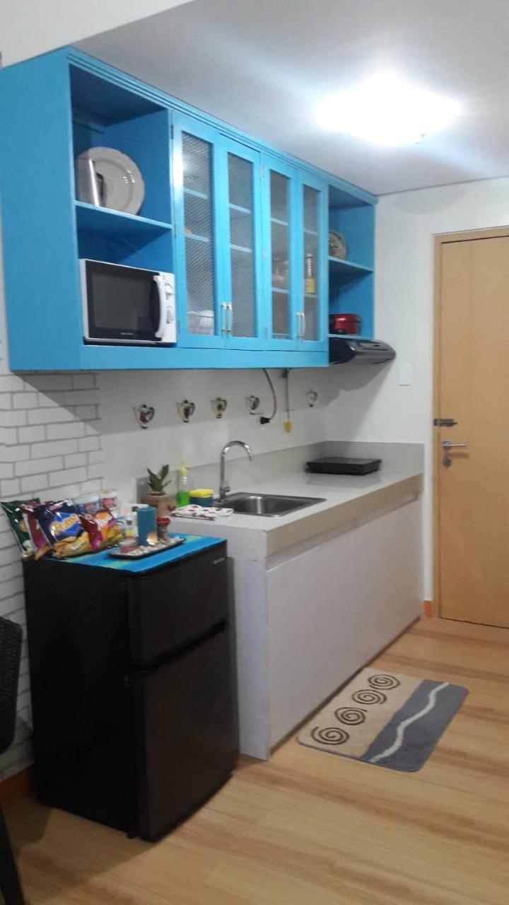 The Treehouse B @ Trees Residences Манила Екстериор снимка
